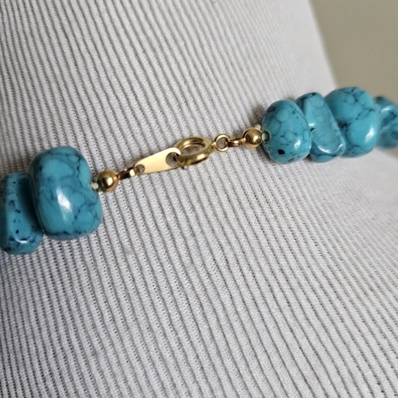 Vintage Faux beaded turquoise near 16 inches. - Picture 4 of 11